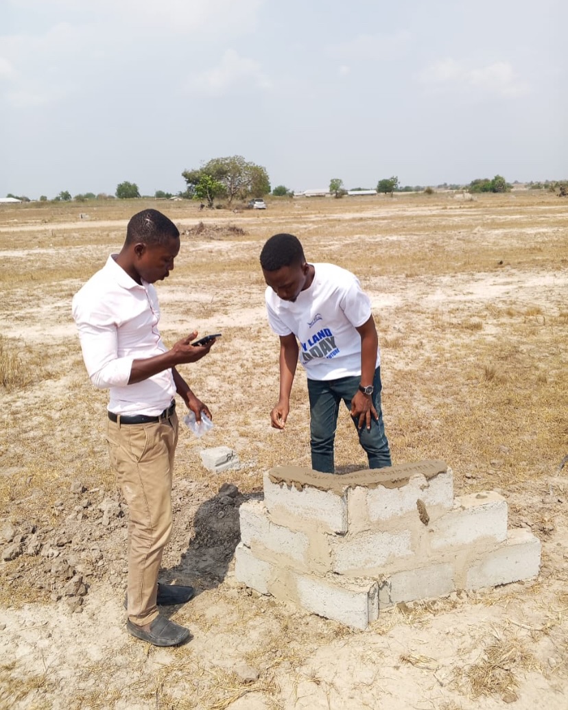 Open registered plots with access road in Tsopoli